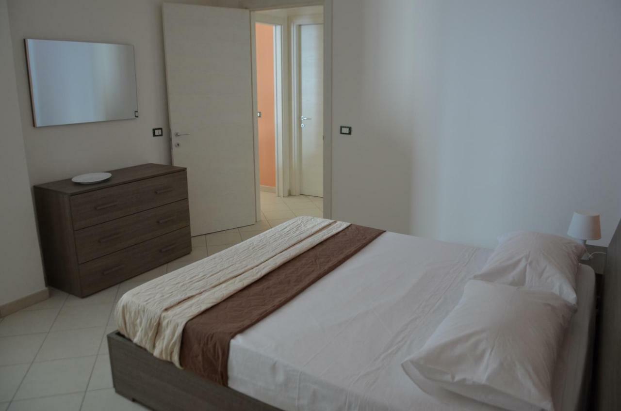 Casa Vacanze Cristoforo Colombo Apartment Lido Conchiglia ภายนอก รูปภาพ
