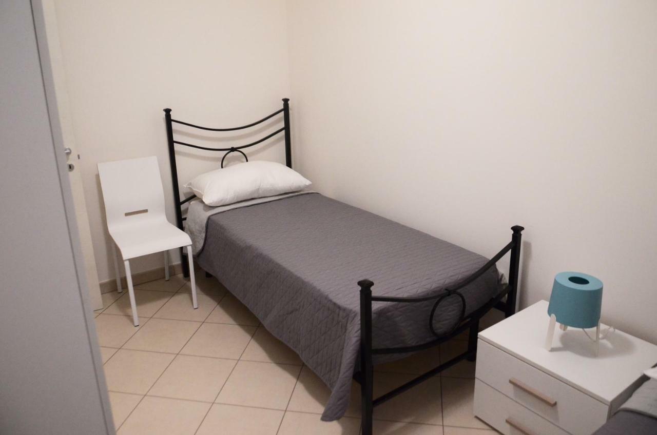 Casa Vacanze Cristoforo Colombo Apartment Lido Conchiglia ภายนอก รูปภาพ