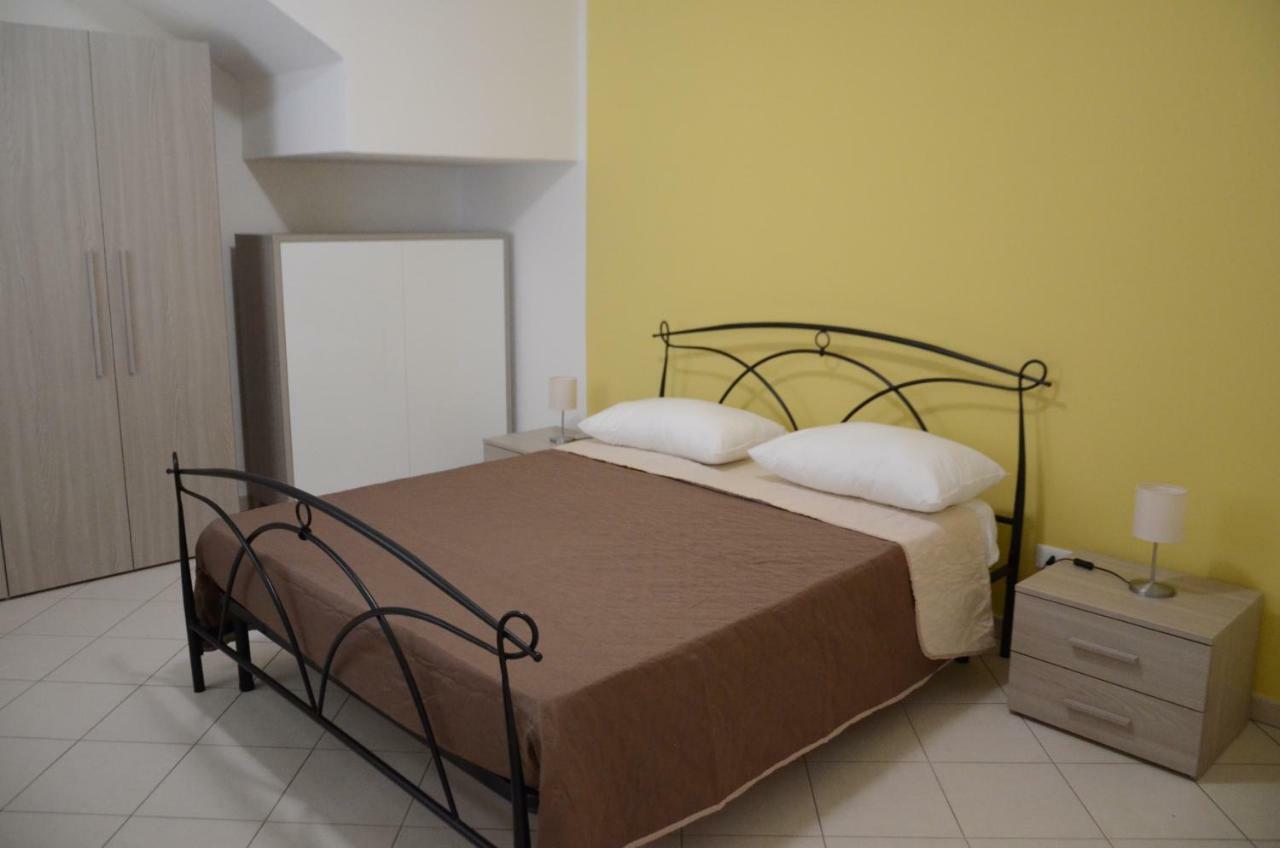 Casa Vacanze Cristoforo Colombo Apartment Lido Conchiglia ภายนอก รูปภาพ