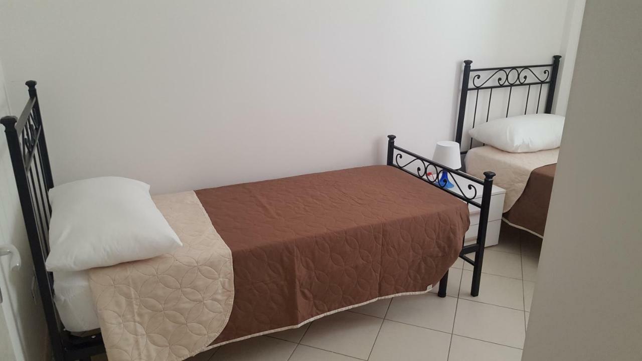 Casa Vacanze Cristoforo Colombo Apartment Lido Conchiglia ภายนอก รูปภาพ