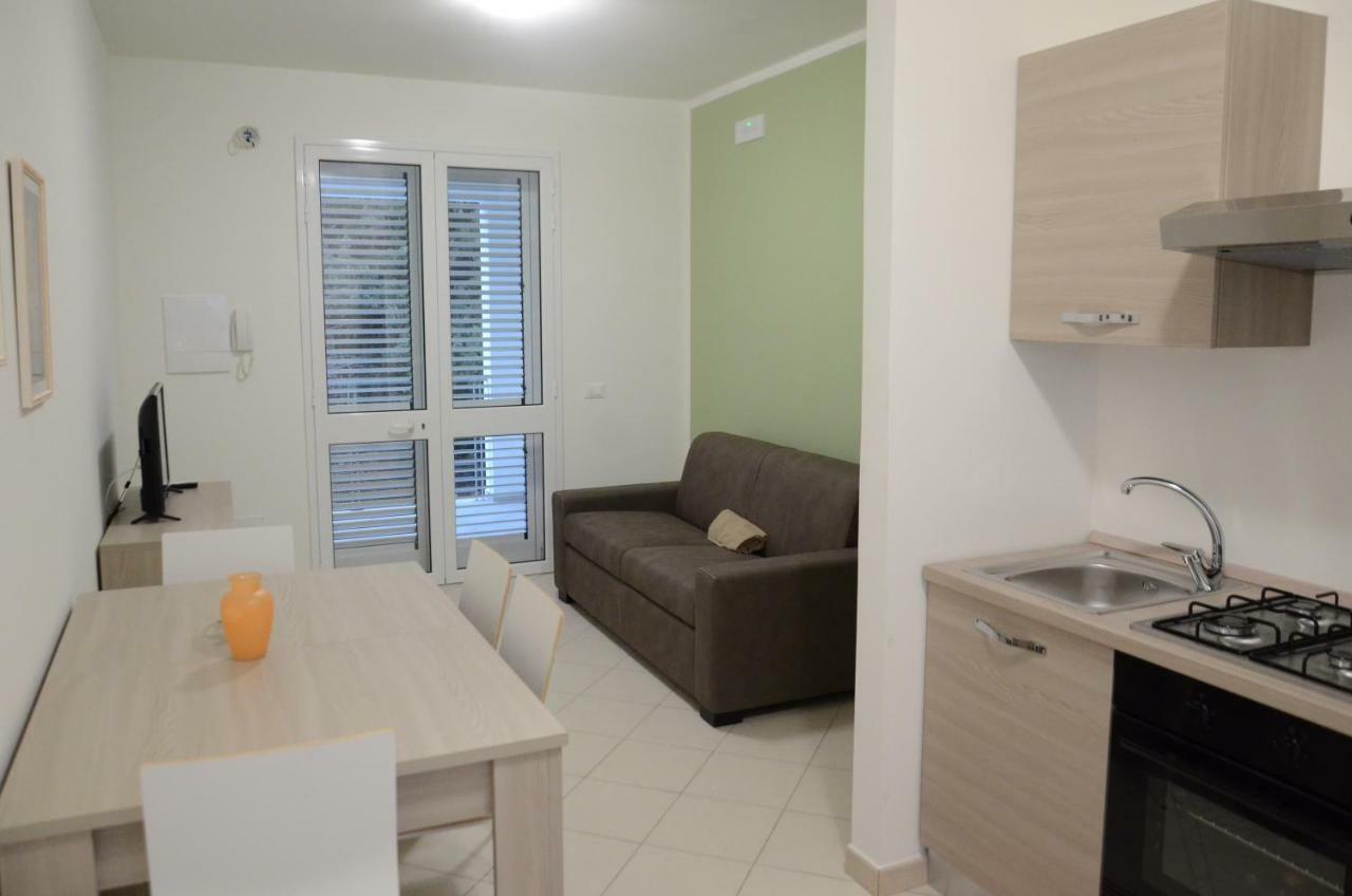 Casa Vacanze Cristoforo Colombo Apartment Lido Conchiglia ภายนอก รูปภาพ