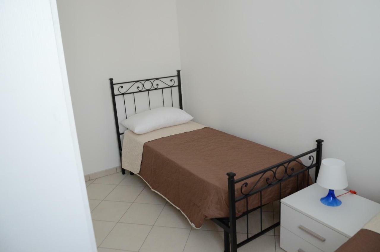 Casa Vacanze Cristoforo Colombo Apartment Lido Conchiglia ภายนอก รูปภาพ
