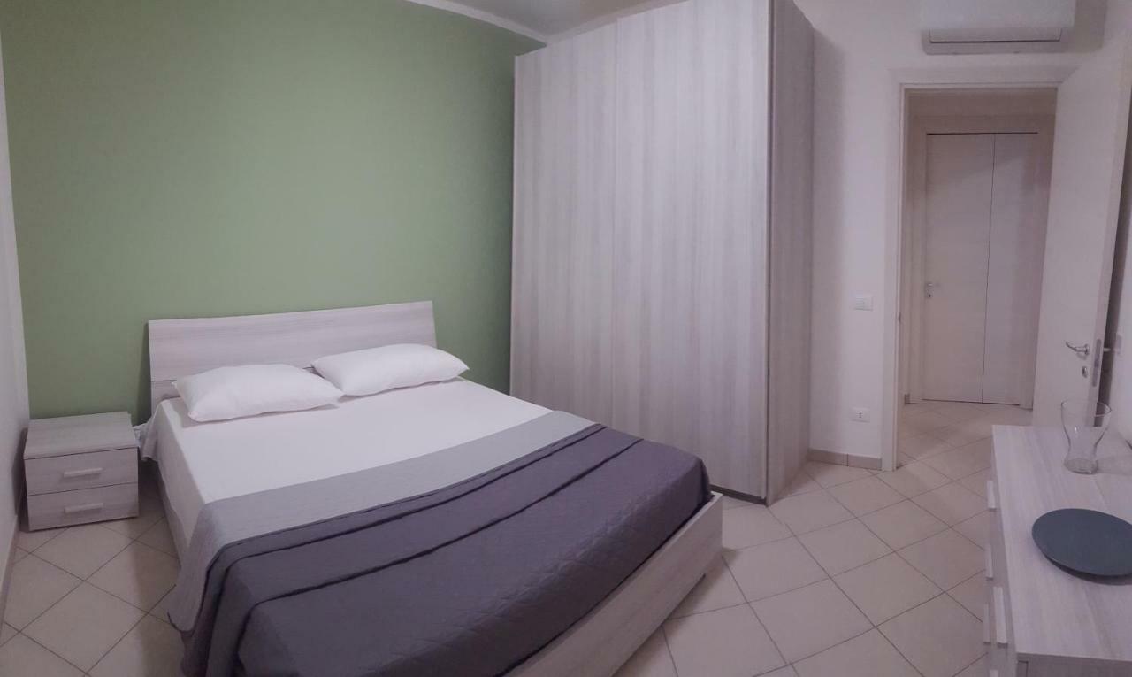 Casa Vacanze Cristoforo Colombo Apartment Lido Conchiglia ภายนอก รูปภาพ